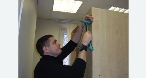 Разборка и сборка мебели в офисе. Кемерово